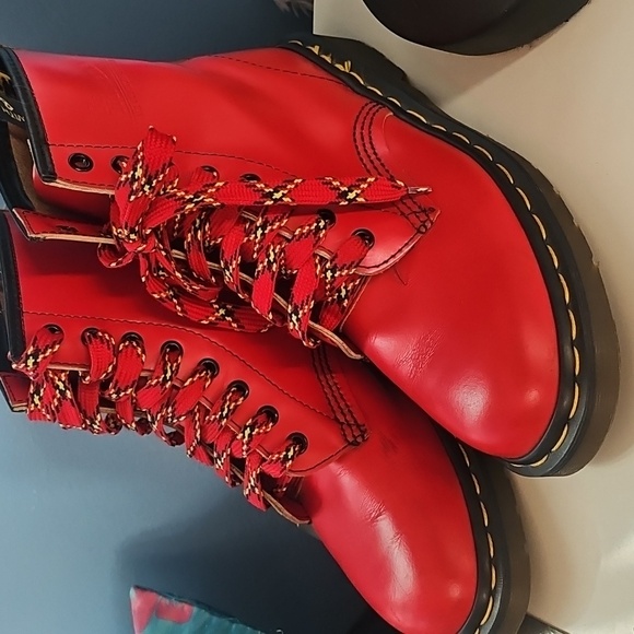 Dr. Martens Made In England - Picture 1 of 8